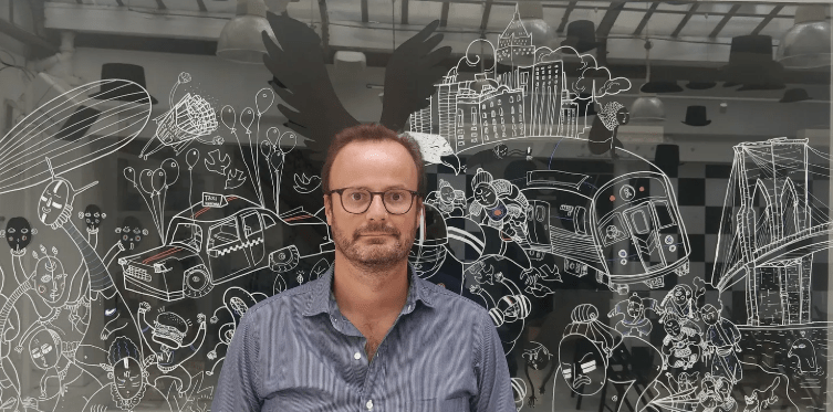 Guillaume Teisseire, co-fondateur de Babelio : &laquo;&nbsp;Nous sommes le seul réseau social qui incite les gens à éteindre leur ordinateur et à aller lire des livres&nbsp;&raquo;